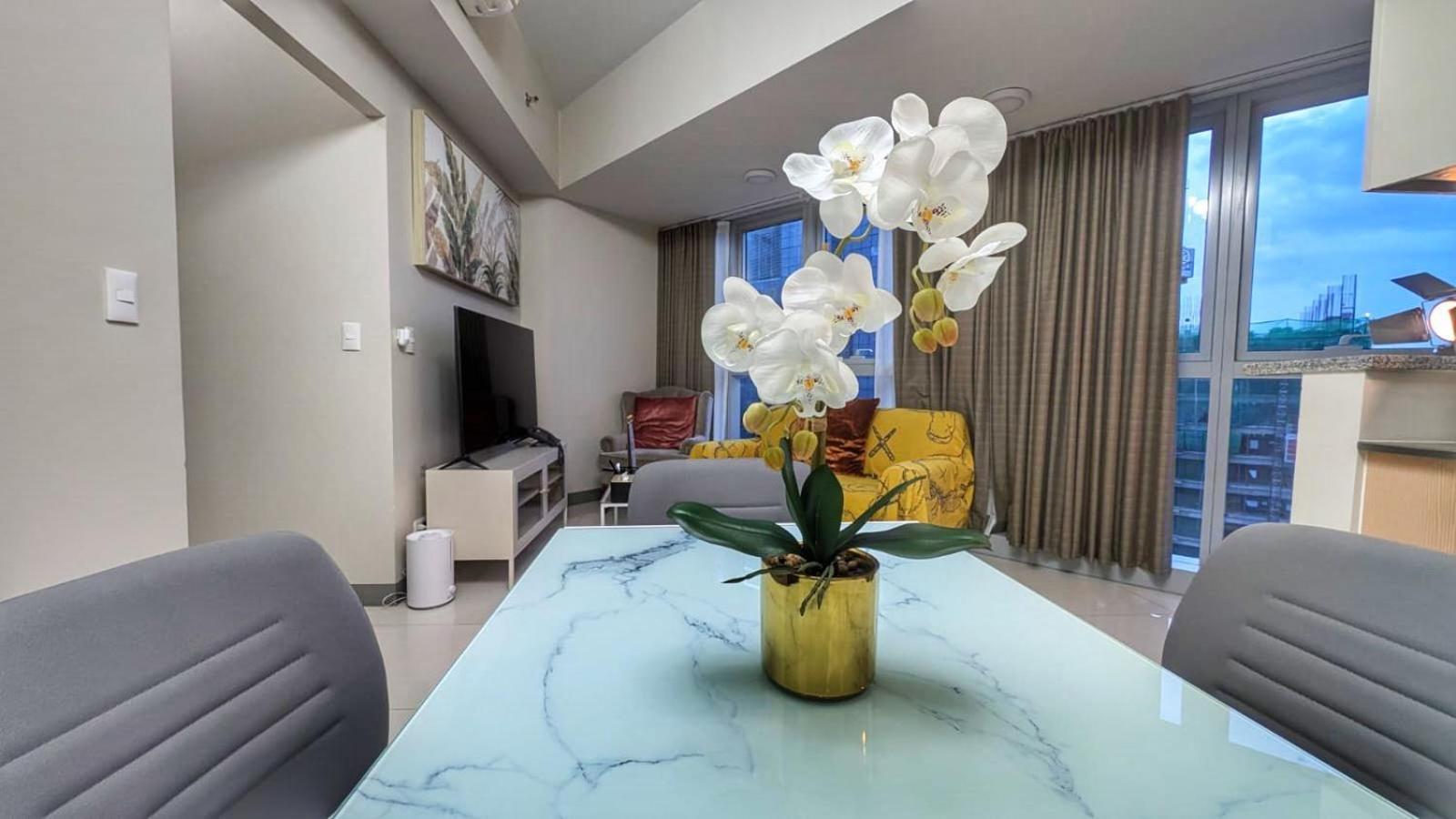 Eg Private House -Bgc Uptown Taguig Exterior foto