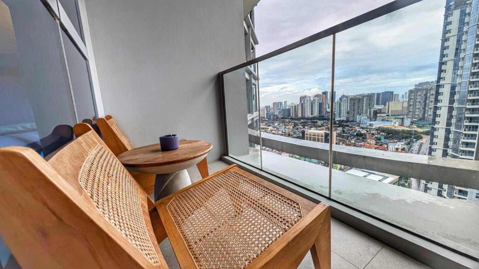 Eg Private House -Bgc Uptown Taguig Exterior foto