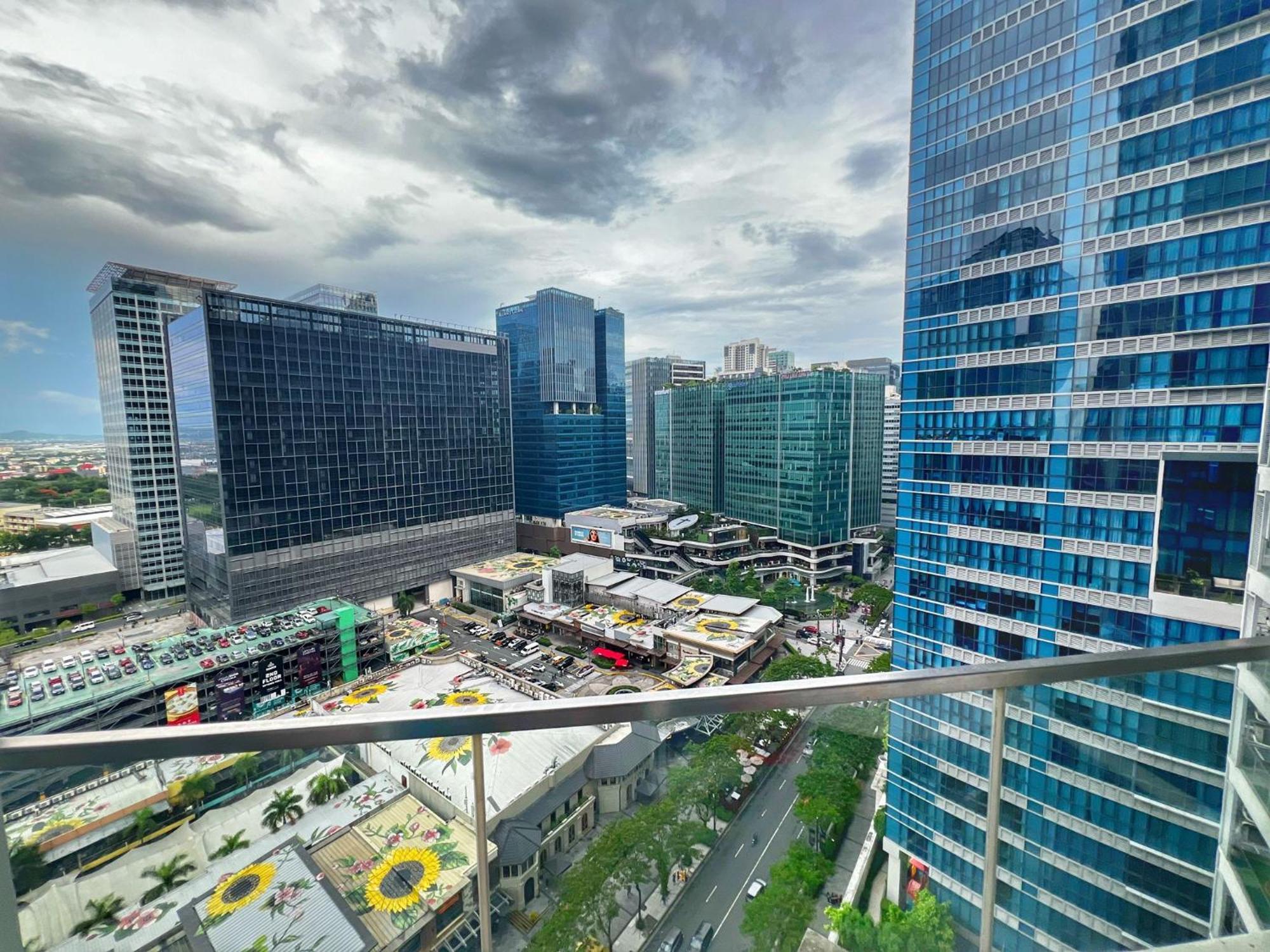 Eg Private House -Bgc Uptown Taguig Exterior foto